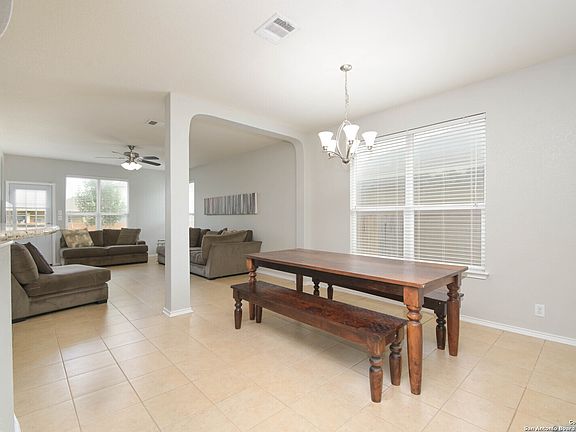 3rd image of 8726 Dove Oak Ln