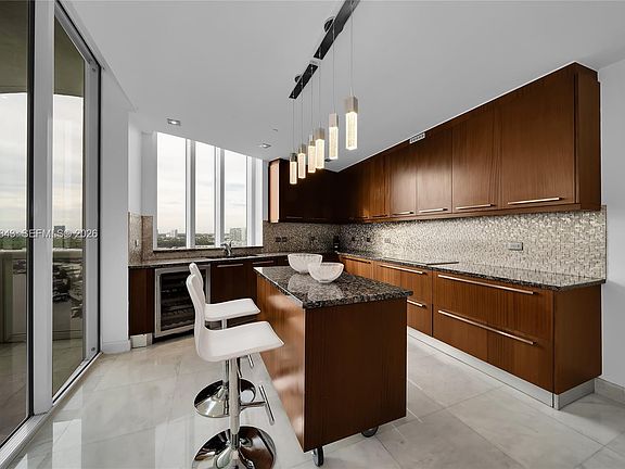 5th image of 16001 Collins Ave APT 1406