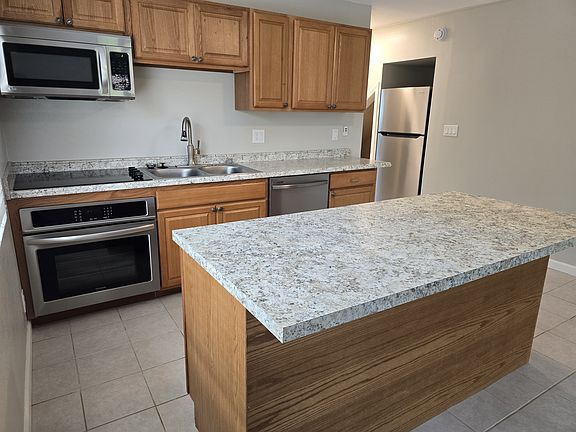 2nd image of 2736 Puu Hoolai St