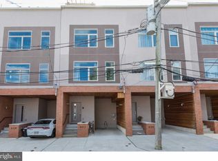 632 E Flora St, Philadelphia, PA 19125