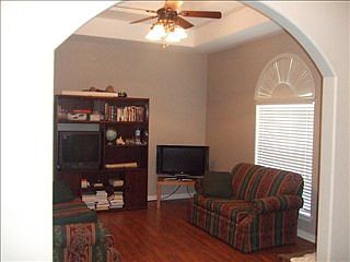 4th image of 3705 Ida St #24