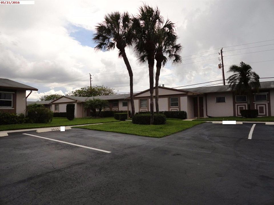 1st image of 2823 Crosley Dr W APT I