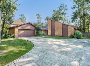 16022 Southampton Dr, Spring, TX 77379