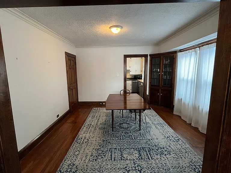 1265 W Clifton Blvd — Photo 7