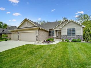 9482 Paragon Mills Ln, Dayton, OH 45458