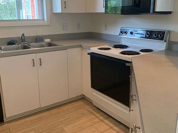 5th image of 700 Skipjack Ln Unit F2