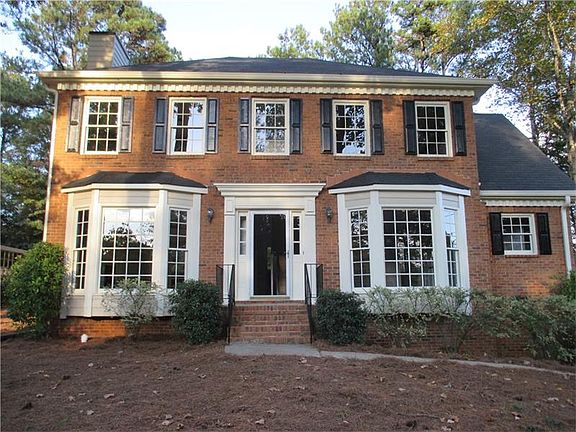 2nd image of 2435 Stockton Dr