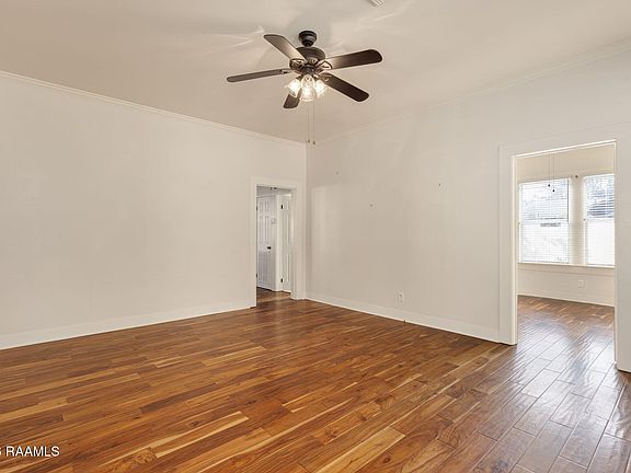 4th image of 228 Duclos St