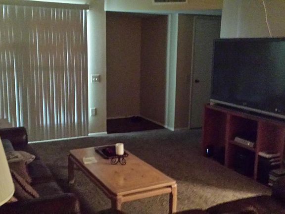 4th image of 10631 W Highwood Ln