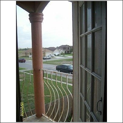 balcony