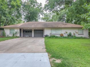 1376 E 66th Pl, Tulsa, OK 74136