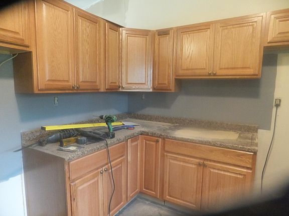3rd image of 4115 Leo Ln