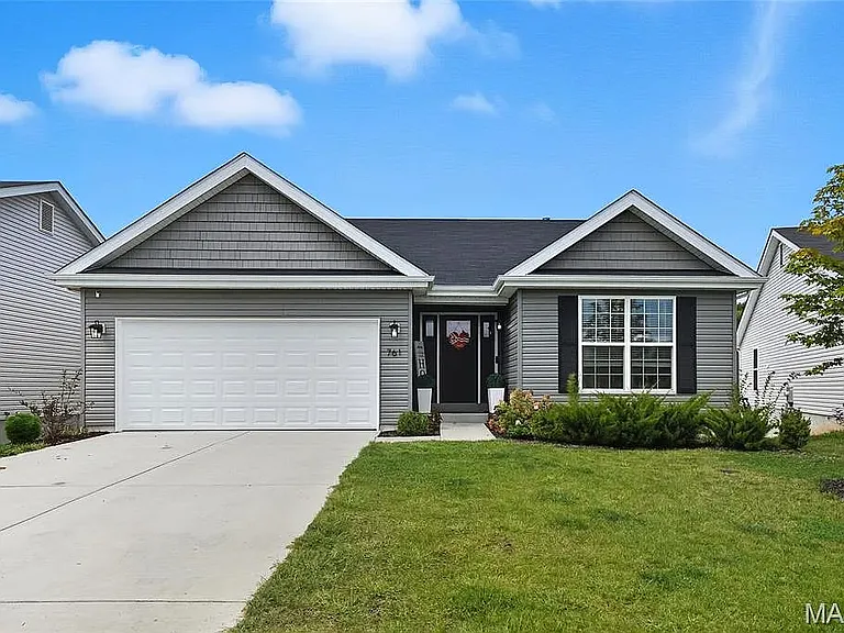 761 Creek View Dr — Photo 19