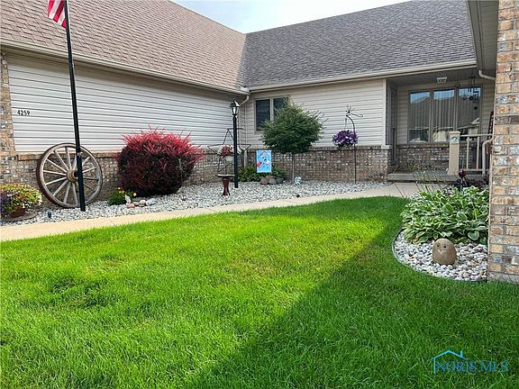 4th image of 4259 Townhouse Dr #F
