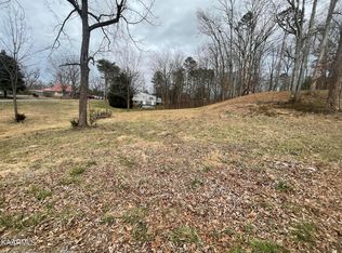 E Dogwood Ln, Sevierville, TN 37862