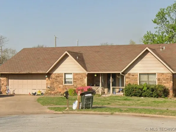 4924 S Greenan Ct W, Sand Springs, OK 74063