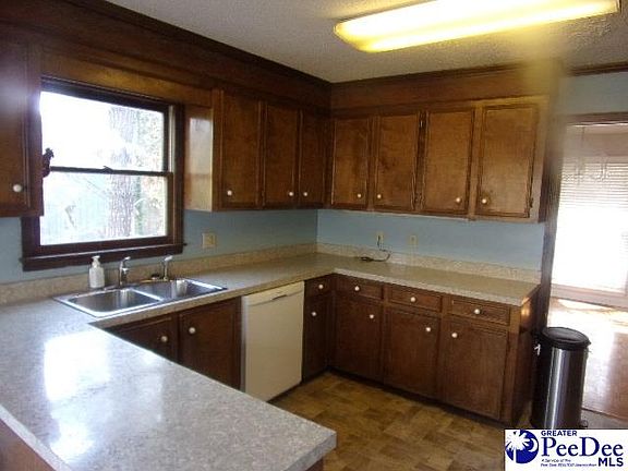 5th image of 2104 Vista Vue Dr