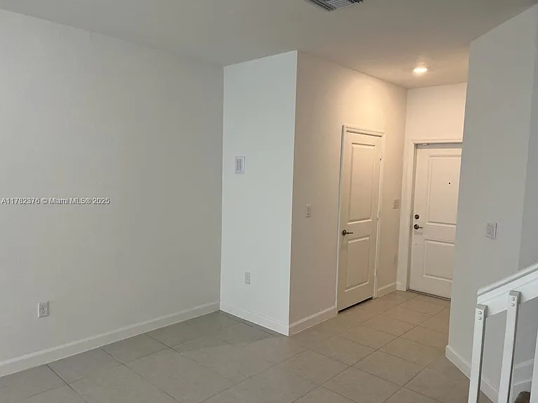 25556 SW 108th Ave — Photo 16