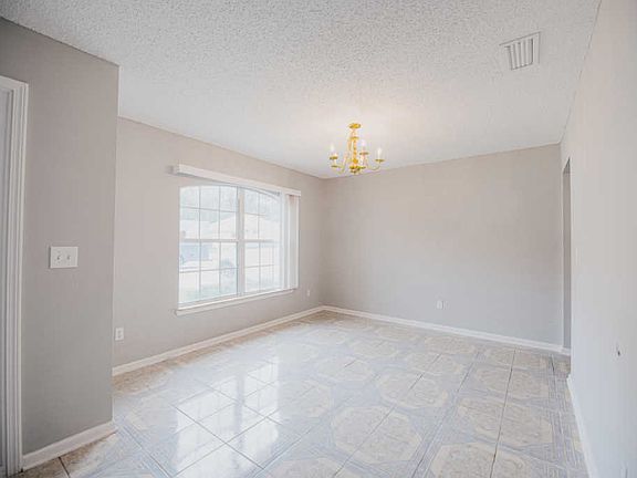 4th image of 14155 W Crestwick Dr