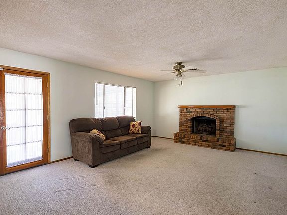 3rd image of 3457 E Moreno Ln