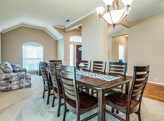 3rd image of 10604 Brandenberg Dr