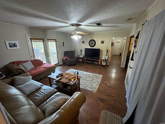 3rd image of 6208 Eastridge Dr