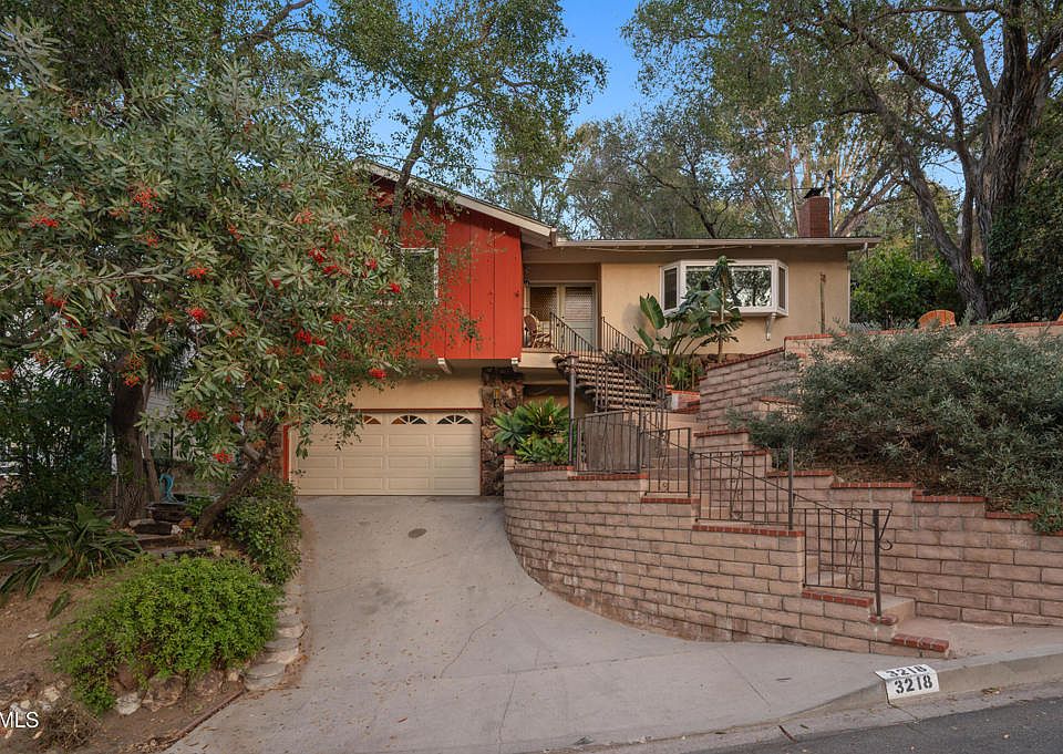1st image of 3218 Vista Del Mar Dr