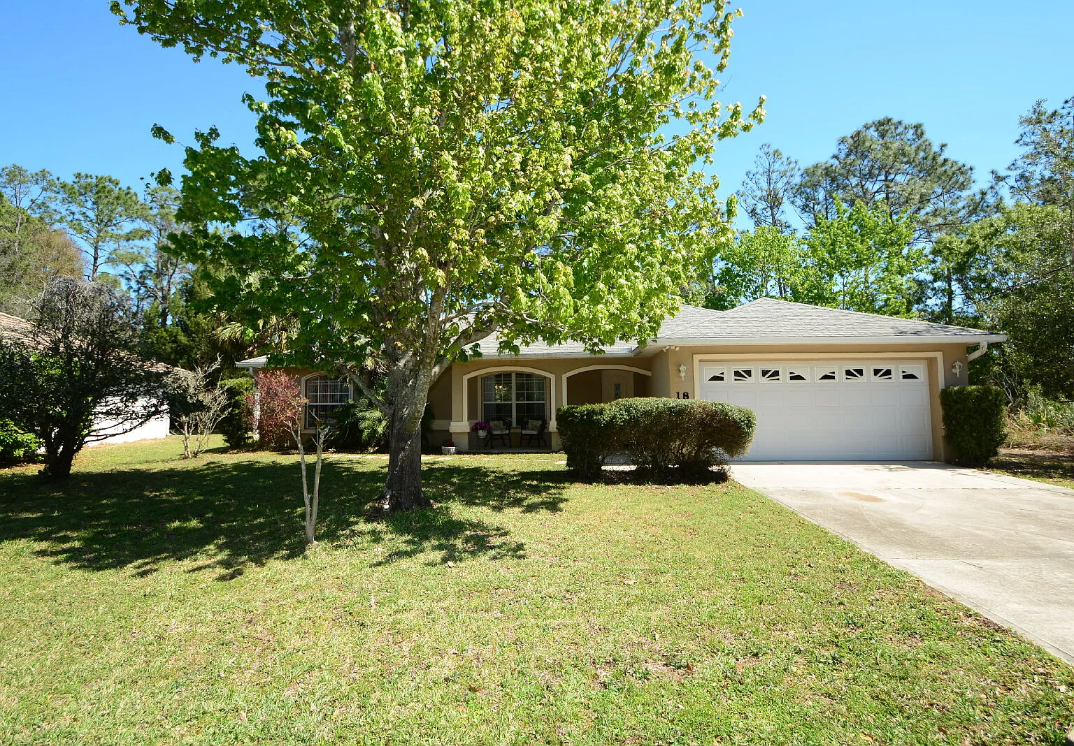 3 bed, 2.0 bath, 1411 sqft, $1,950 — Photo 1
