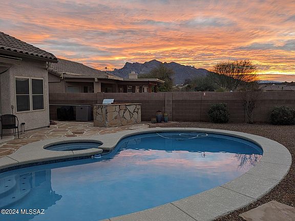 2nd image of 2317 W Catalina View Dr