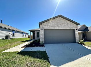 562 Broken Boulder St, Magnolia, TX 77354