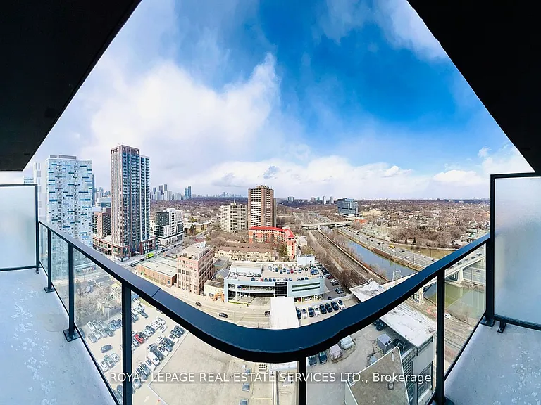 5 Defries St #2009 — Photo 13