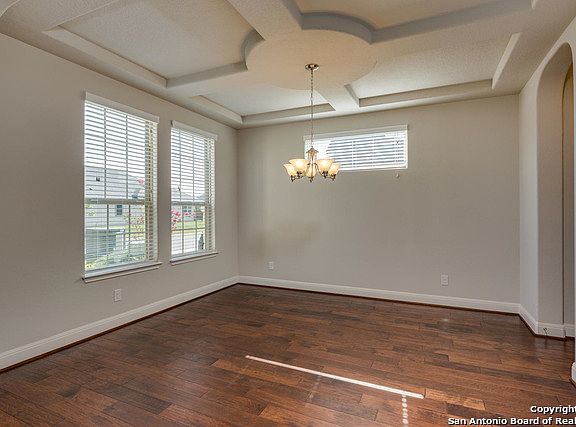 3rd image of 8014 Fair Oaks Pkwy