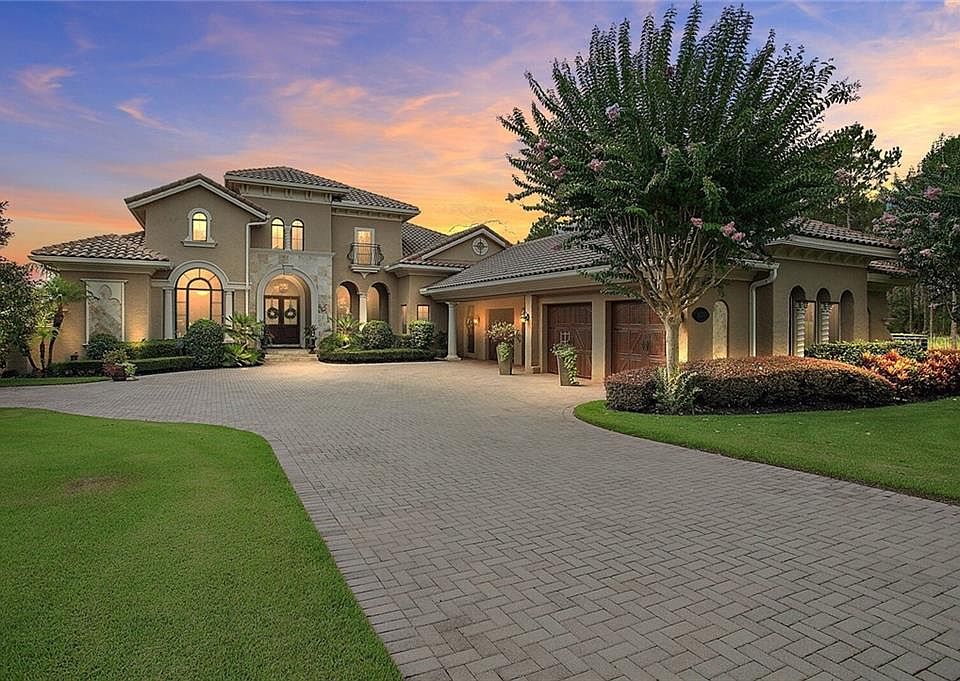 1st image of 16045 Pendio Dr