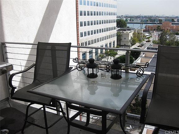 5th image of 285 W 6th St Unit 502