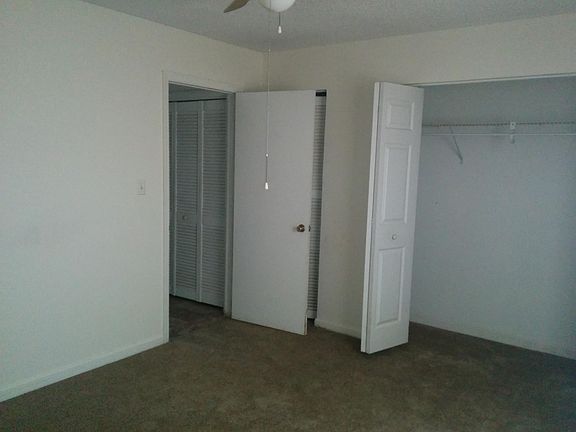 2nd image of 1829 Crane Dr