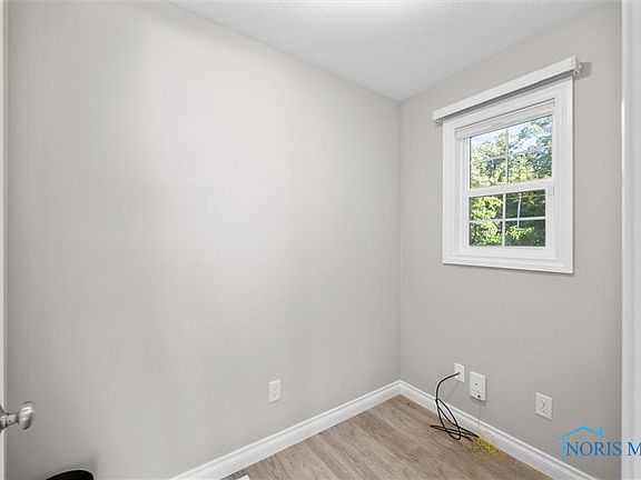 5th image of 2150 Fieldbrook Dr