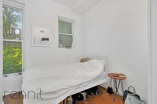 Rented by Rennit Inc. | media 4