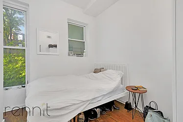 Rented by Rennit Inc.