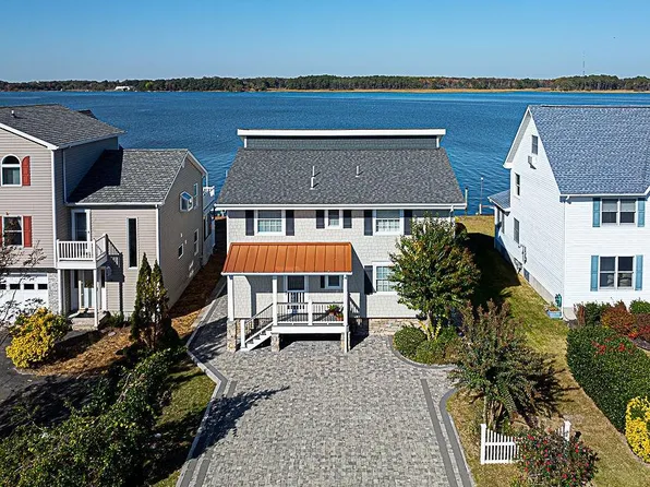 21 Harborview Dr, Ocean Pines, MD 21811