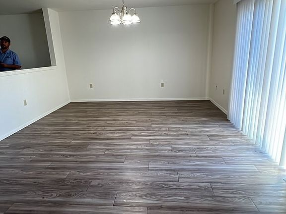 3rd image of 1071 Sitting Bull Ct