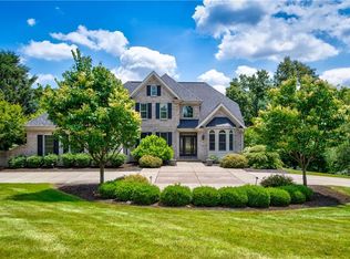 102 Antler Point Dr, Wexford, PA 15090