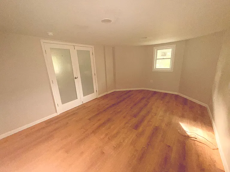 412 Gravel Pond Rd #8 — Photo 7
