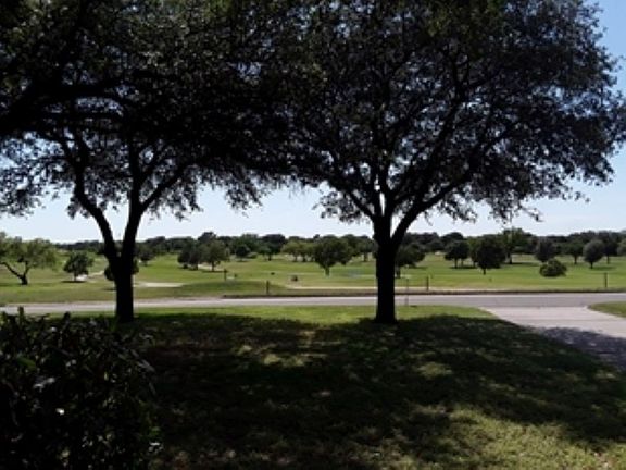 FRONT VIEW OF CHAMPIONS COURSE