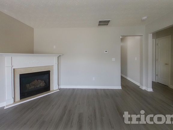 2nd image of 1830 New Orleans Way