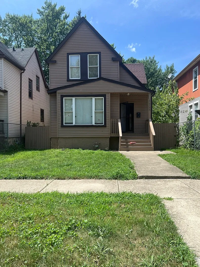 12124 S Normal Ave photo 1