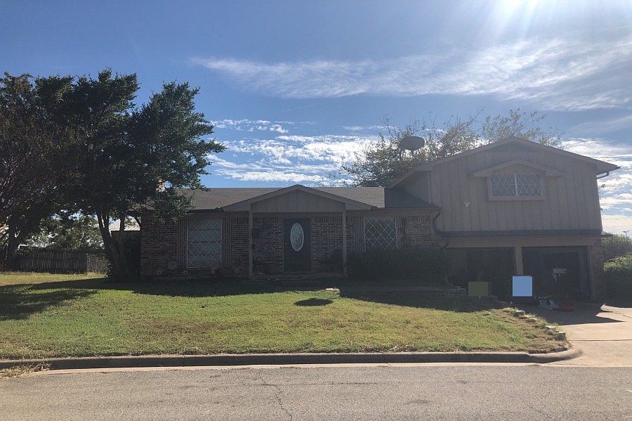 1st image of 1303 Walters Dr