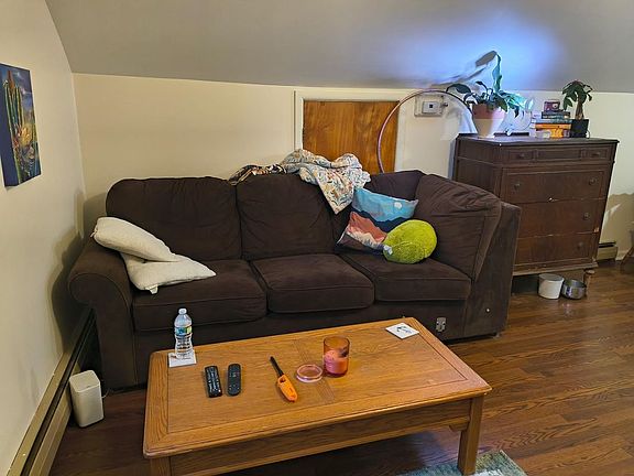 3rd image of 184 N Main St #2