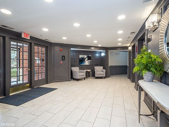 2nd image of 845 E 22nd St APT 206