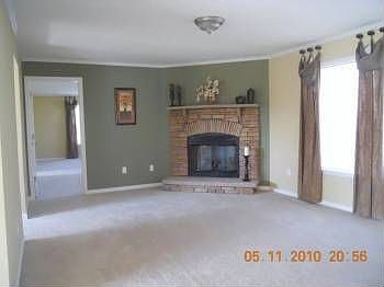 2nd image of 12 Beaver Creek Rd