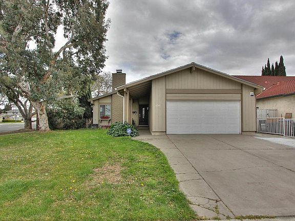 2nd image of 4249 Monet Cir